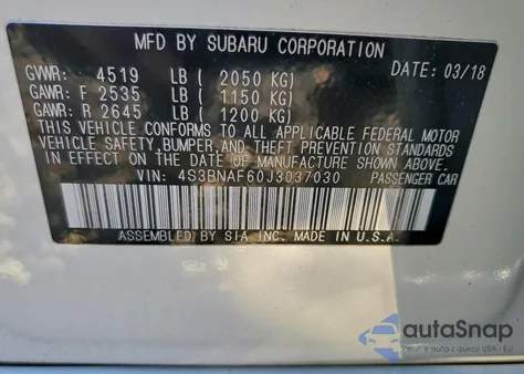 2018 Subaru Legacy 2.5I Premium z USA, uszkodzony, nr VIN 4S3BNAF60J3037030